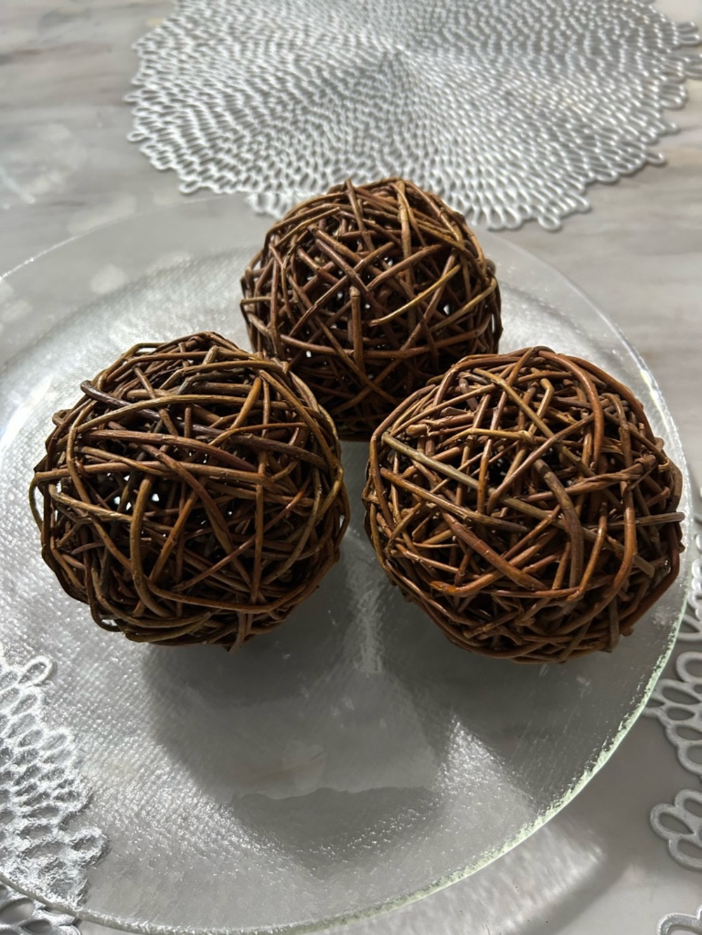 Set of Decorative Red and Brown Marble Spheres - Picture 4 of 6